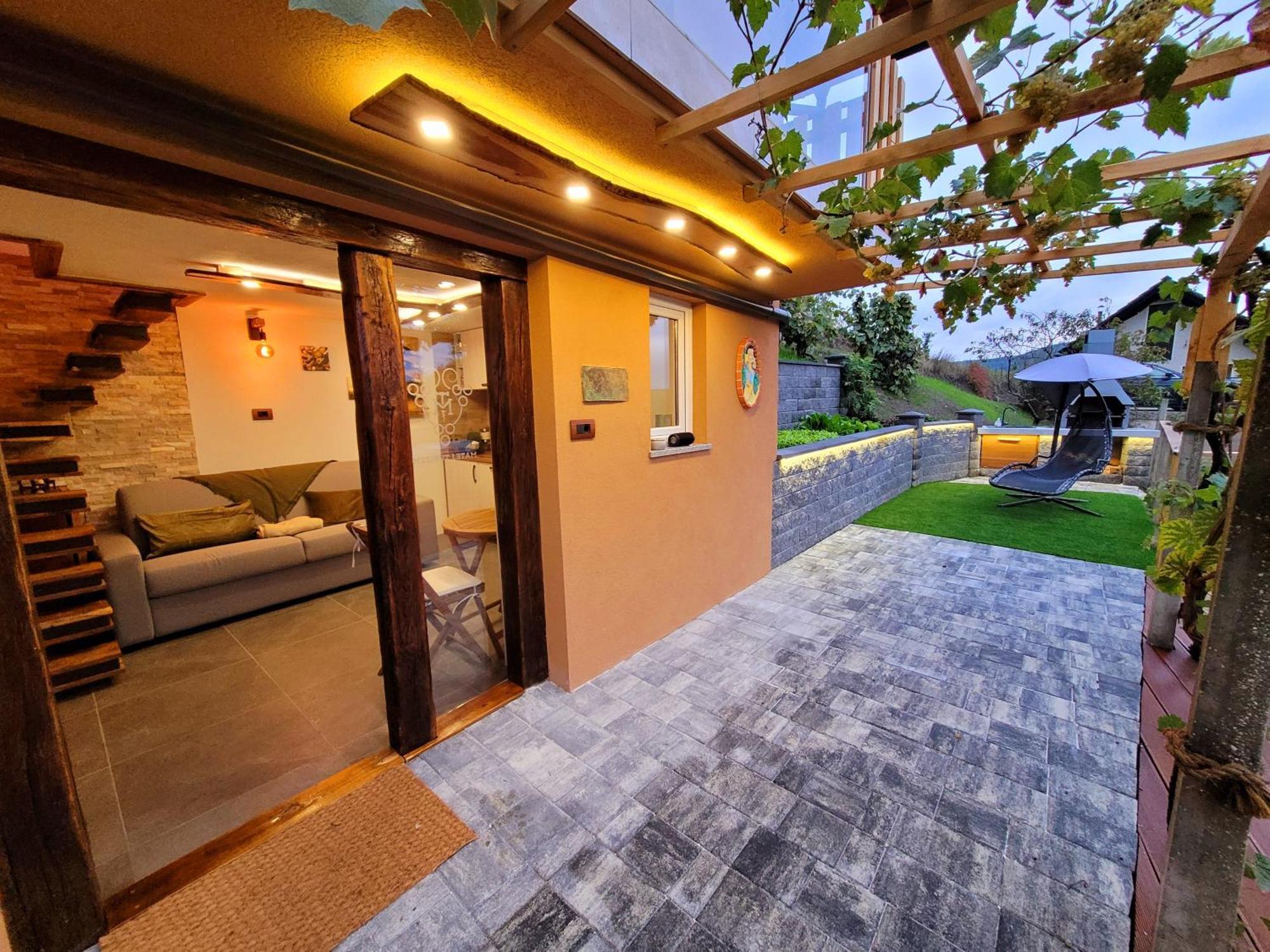 Vineyard Cottage Soncni Gric Trebnje Exterior foto